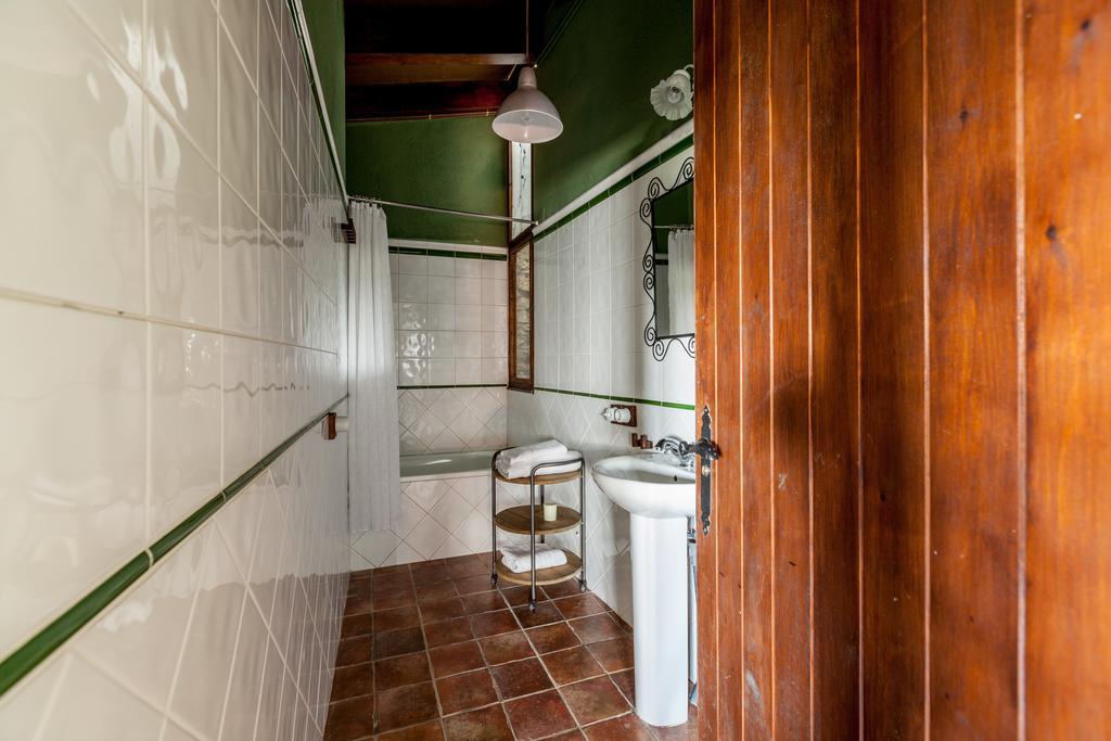 Estanca La Pau - Adults Only Guest House Malla Ngoại thất bức ảnh